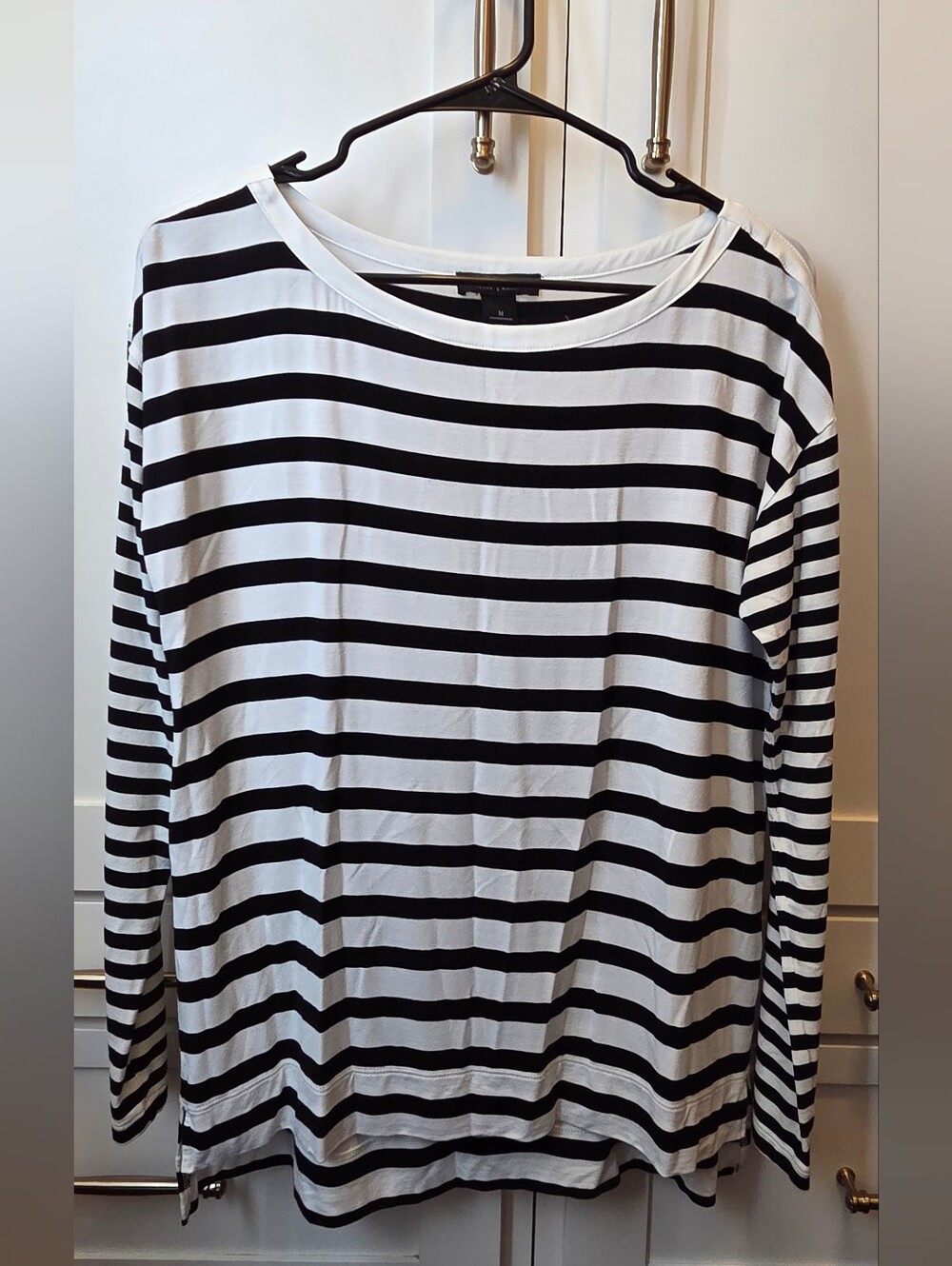 White House Black Market Women’s Black & White Striped Long Sleeve Top